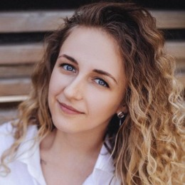 Алина Островских